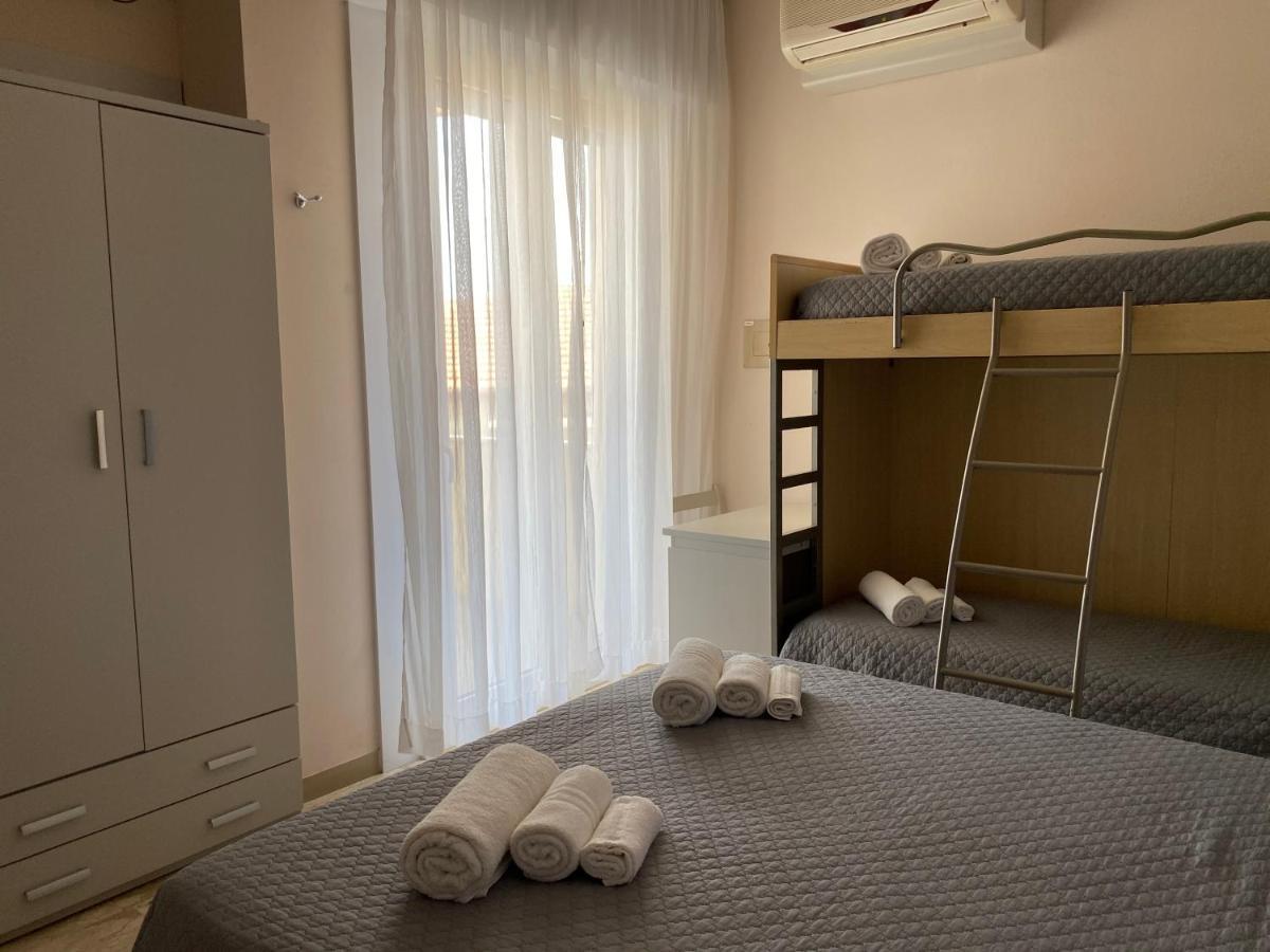Hotel Moderno Cervia Exterior foto